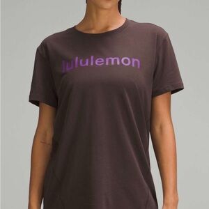 Lululemon tee